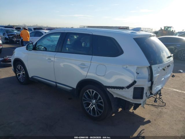 2018 MITSUBISHI OUTLANDER JA4AD3A32JZ039683 Photo 2