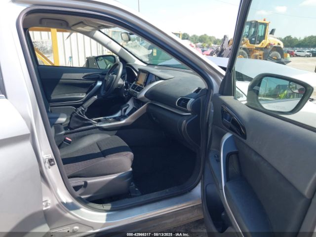 2019 MITSUBISHI ECLIPSE CROSS JA4AT3AA3KZ035337 Photo 4