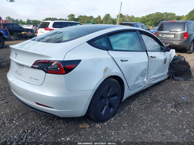 2023 TESLA MODEL 3 5YJ3E1EB5PF680410 Photo 3