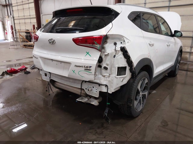 Hyundai Tucson 2016 KM8J3CA28GU059728 Image 18
