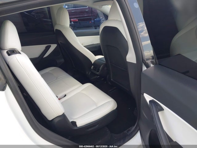 2021 TESLA MODEL Y 5YJYGAEE2MF225133 Photo 7