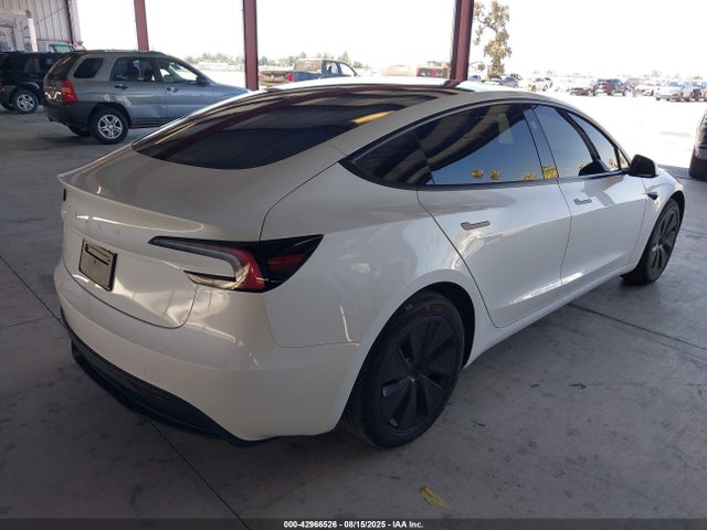 2025 TESLA MODEL 3 5YJ3E1EA1SF049489 Photo 3