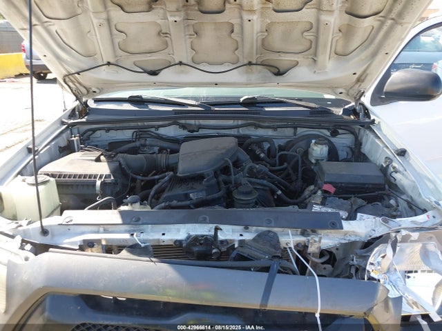 Toyota 2tr-fe 2015 5TFTX4CN6FX056855 Image 10