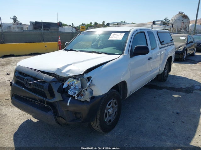 Toyota 2tr-fe 2015 5TFTX4CN6FX056855 Image 2