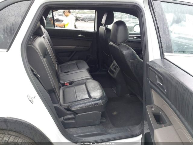 2022 VOLKSWAGEN ATLAS CROSS SPORT 1V2WE2CA8NC205761 Photo 7