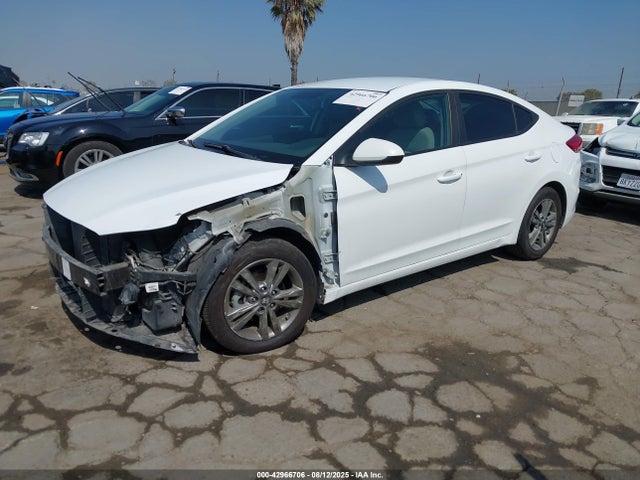 Hyundai Elantra 2017 5NPD84LF9HH045356 Image 2