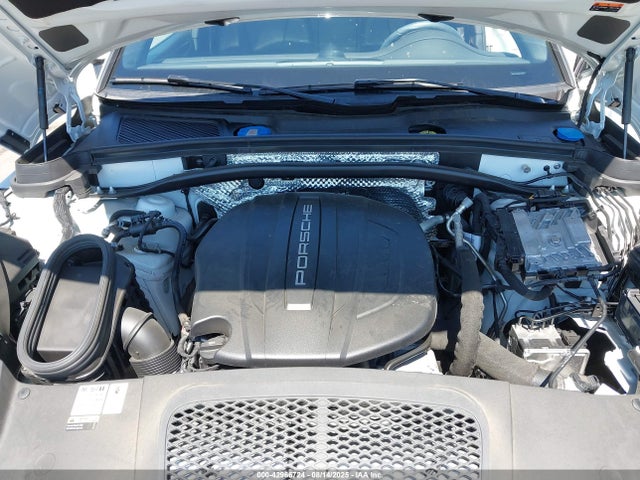 2021 PORSCHE MACAN WP1AA2A51MLB14454 Photo 9