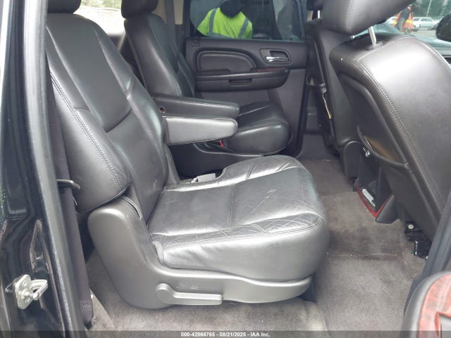 2011 CADILLAC ESCALADE ESV 1GYS4JEF8BR305528 Photo 7