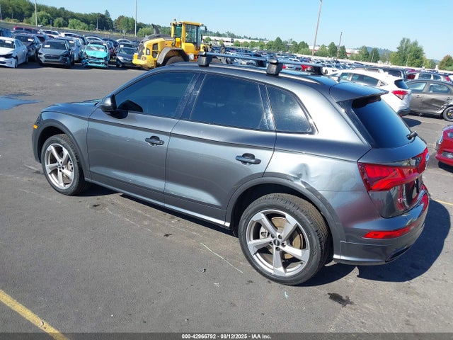 2020 AUDI Q5 WA1ENAFY5L2109518 Photo 2