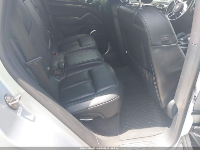 2016 PORSCHE CAYENNE WP1AA2A23GLA04838 Photo 7