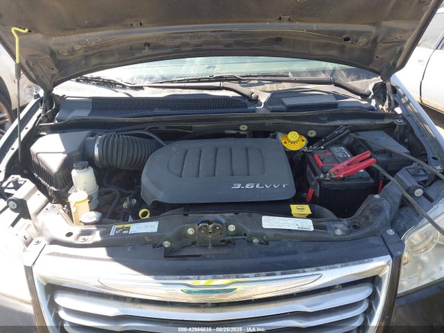 Chrysler 2015 2015 2C4RC1BG0FR583280 Image 10