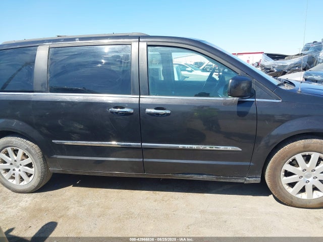 Chrysler 2015 2015 2C4RC1BG0FR583280 Image 13