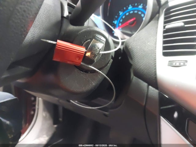 Chevrolet LUV 2015 1G1PC5SB8F7269423 Image 11