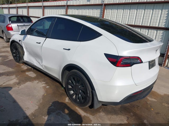 2022 TESLA MODEL Y 7SAYGDEE1NA003346 Photo 2