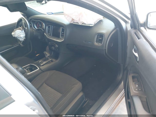 2C3CDXHG7HH515634 Dodge 2017