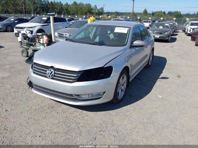 1VWAT7A36FC114182 Volkswagen Passat