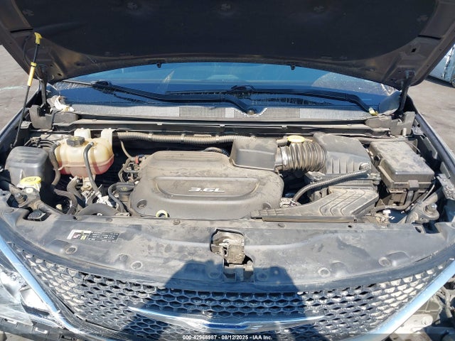 Chrysler 2017 2017 2C4RC1EG1HR542638 Image 10
