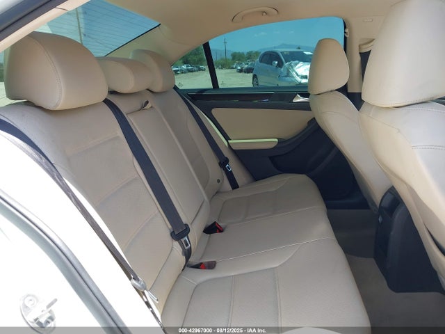 3VWLA7AJ3FM279974 Volkswagen Jetta