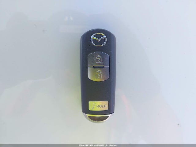 JM3KE4CY9G0751599 Mazda py