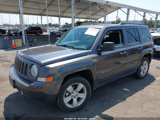 Jeep 2014 2014 1C4NJRBB2ED801714 Image 2