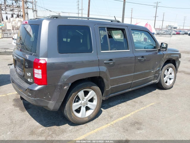 Jeep 2014 2014 1C4NJRBB2ED801714 Image 4