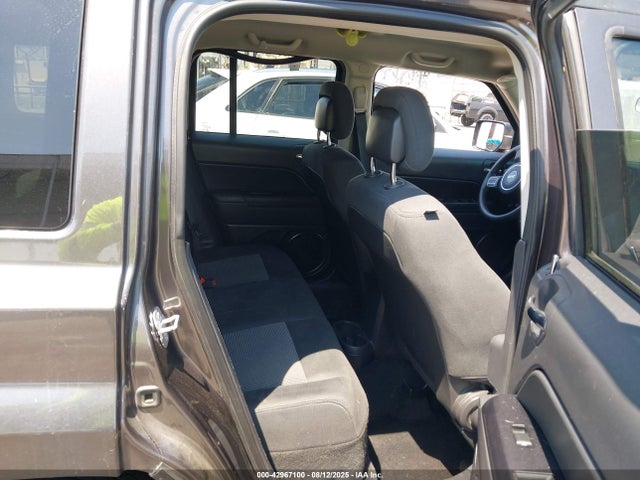 Jeep 2014 2014 1C4NJRBB2ED801714 Image 8