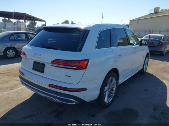 2022 AUDI Q7 WA1LXBF7XND011378 Photo 3
