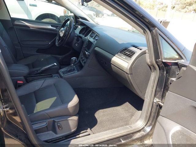 3VW2A7AU1FM013634 Volkswagen Golf