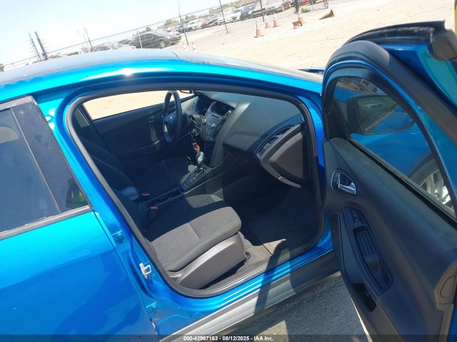 Ford 2016 2016 1FADP3F29GL296383 Image 5