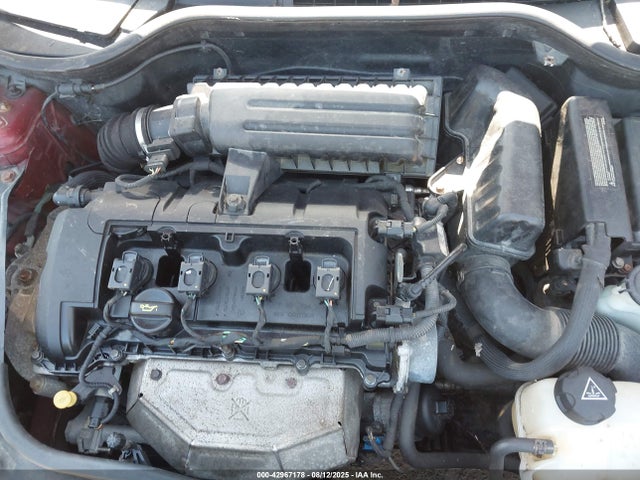 2010 MINI COOPER CLUBMAN WMWML3C53ATX37059 Photo 9