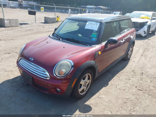 2010 MINI COOPER CLUBMAN WMWML3C53ATX37059 Photo 1