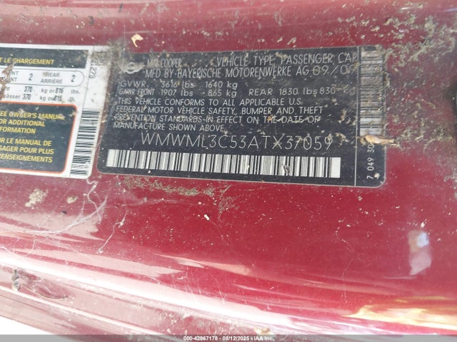 2010 MINI COOPER CLUBMAN WMWML3C53ATX37059 Photo 8