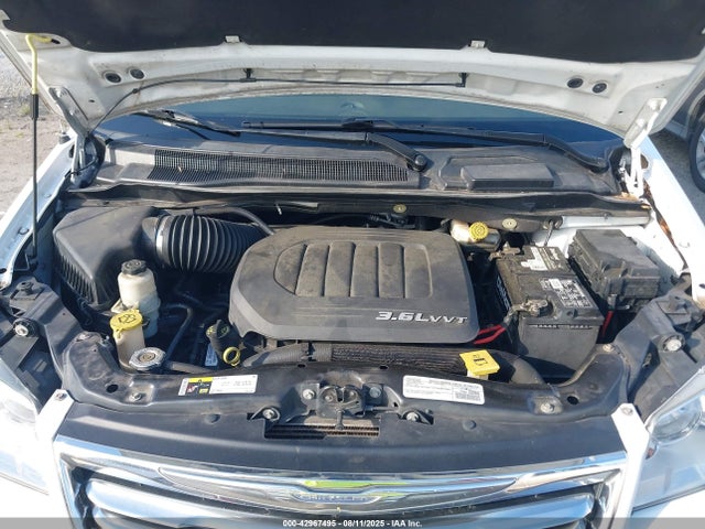 Chrysler 2016 2016 2C4RC1BG4GR290709 Image 10