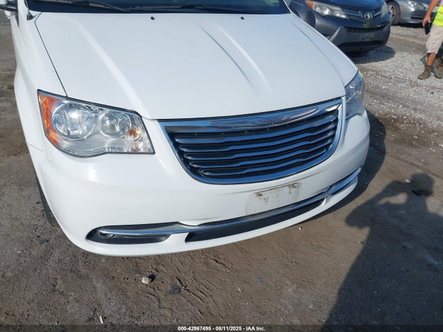 Chrysler 2016 2016 2C4RC1BG4GR290709 Image 6