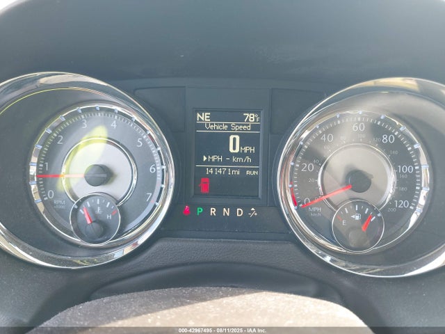Chrysler 2016 2016 2C4RC1BG4GR290709 Image 7