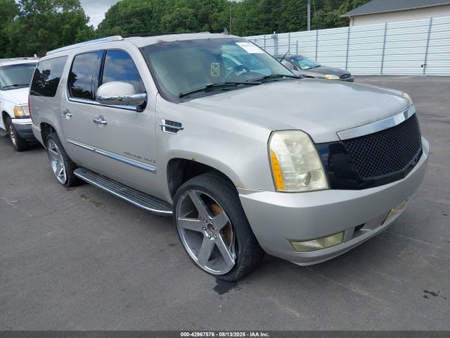 2007 CADILLAC ESCALADE ESV 1GYFK66887R201424 Photo 0