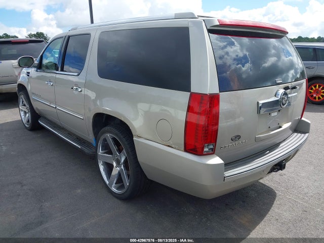 2007 CADILLAC ESCALADE ESV 1GYFK66887R201424 Photo 2