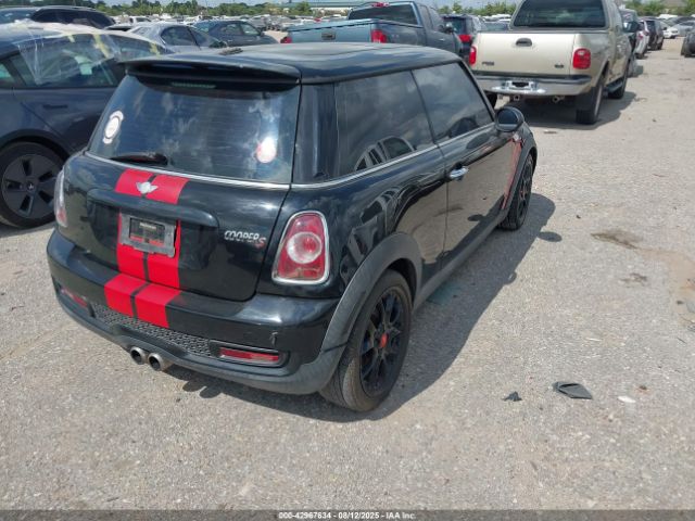 2011 MINI COOPER S WMWSV3C55BTY21581 Photo 3