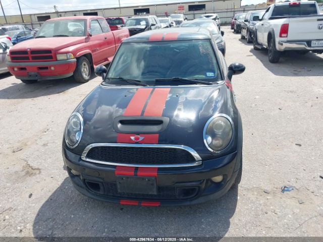 2011 MINI COOPER S WMWSV3C55BTY21581 Photo 5