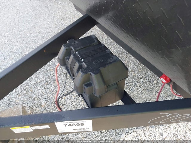5ZT2SSUB3RE022227 Shasta 2024