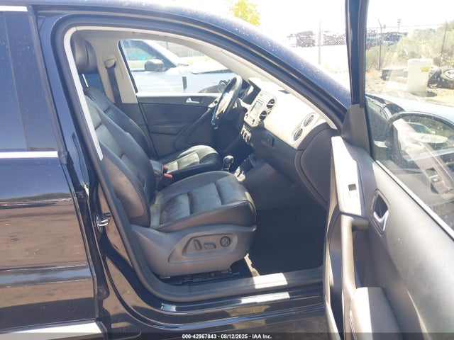 WVGUV7AX4HW503932 Volkswagen 2.0 tsi
