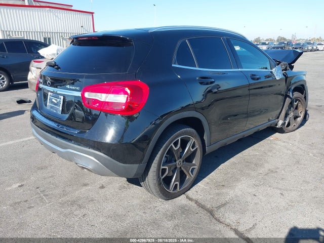 W1NTG4GB9LU029977 Mercedes-Benz 270