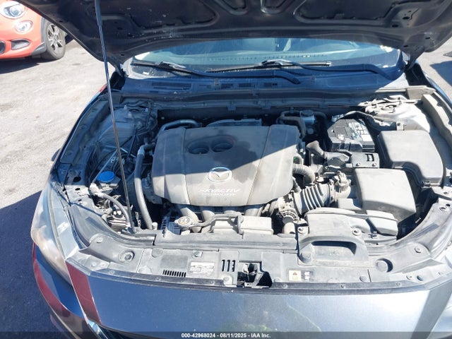 JM1BM1U75G1337732 Mazda pe