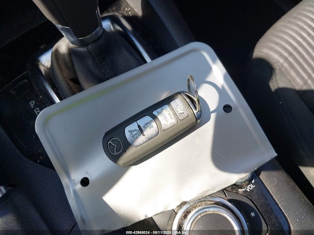JM1BM1U75G1337732 Mazda pe