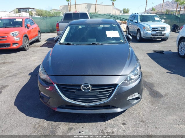 JM1BM1U75G1337732 Mazda pe