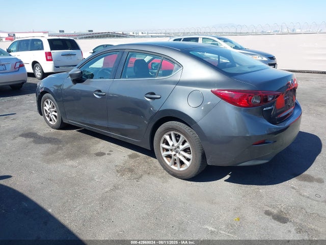 JM1BM1U75G1337732 Mazda pe