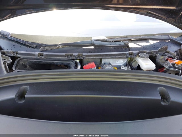 5YJ3E1EA8KF305031 Tesla MODEL 3