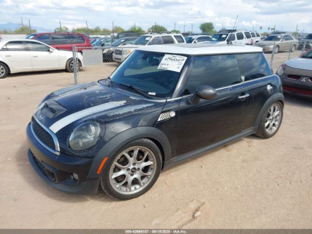 2011 MINI COOPER S WMWSV3C59BTY22068 Photo 1
