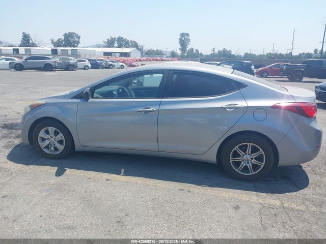 Hyundai dohc mpi nu 2016 5NPDH4AE2GH734874 Image 14