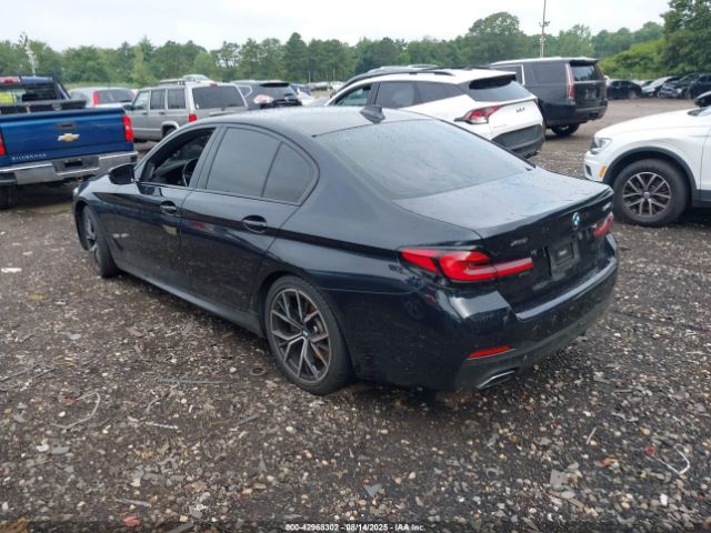 2021 BMW 540I WBA73BJ04MCG44976 Photo 2